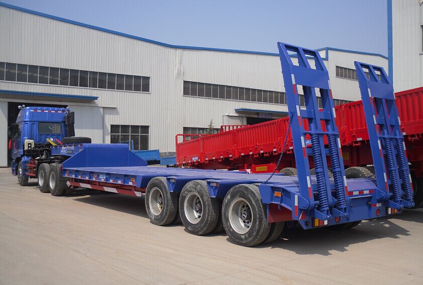 3 Axles Low Plate Semi-trailer